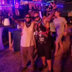 Meet your Posher, Raymond